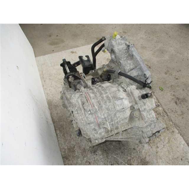 送料無料 平成19年 アイシス ANM15W  オートマチックミッション 中古 即決の画像