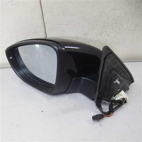 送料無料 平成25年 フォルクスワーゲン ザ・ビートル 16CBZ サイド 