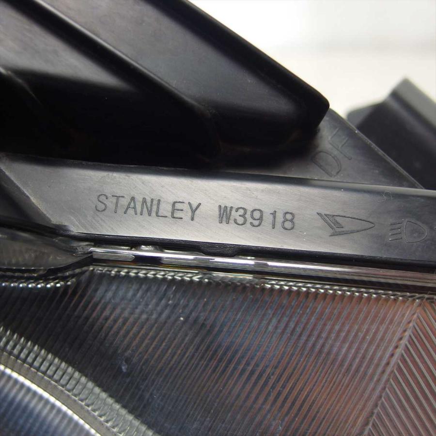 送料無料 平成31年 ルーミー M900A ヘッドランプ ライト 右 R 中古 即決の画像