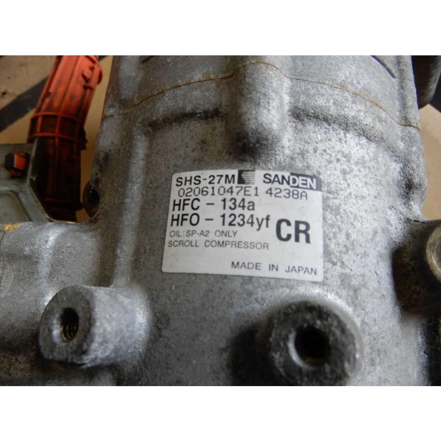 送料無料 平成29年 フィット GP5 エアコン コンプレッサー 中古