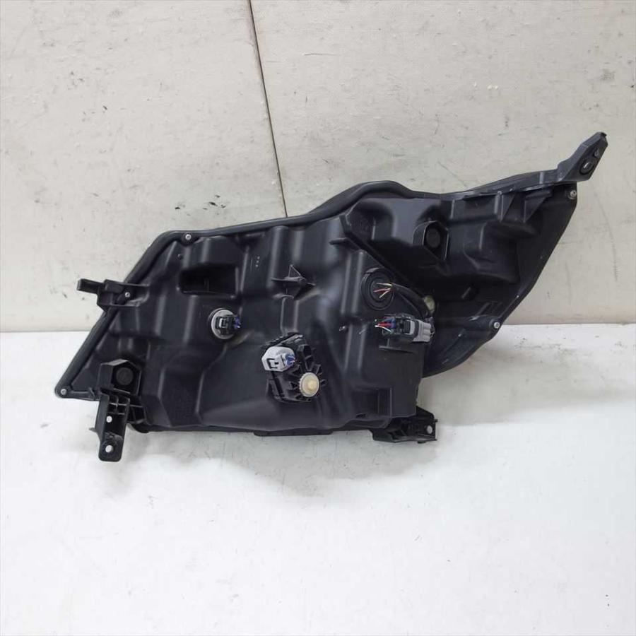 送料無料 平成30年 デイズルークス B21A ヘッドランプ ライト 右 R 中古 即決