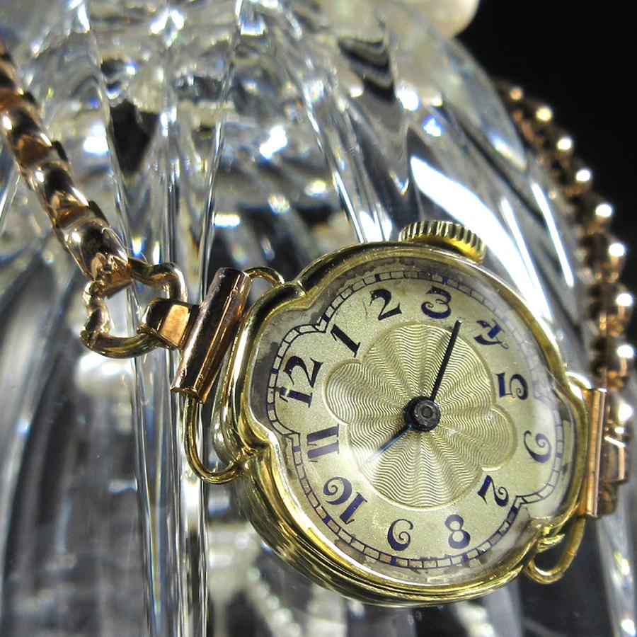 1925年 英国 アンティーク 18金 シャンパンギョーシェ ブルーエナメル アラビア 21mmケース レディース 手巻 時計 A49の画像