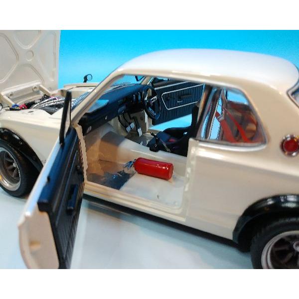 京商 1/18 日産 スカイライン 2000 GT-R KPGC10 ハコスカ セミ 京商 1/18 日産 スカイライン 2000 GT-R KPGC10 ハコスカ セミ