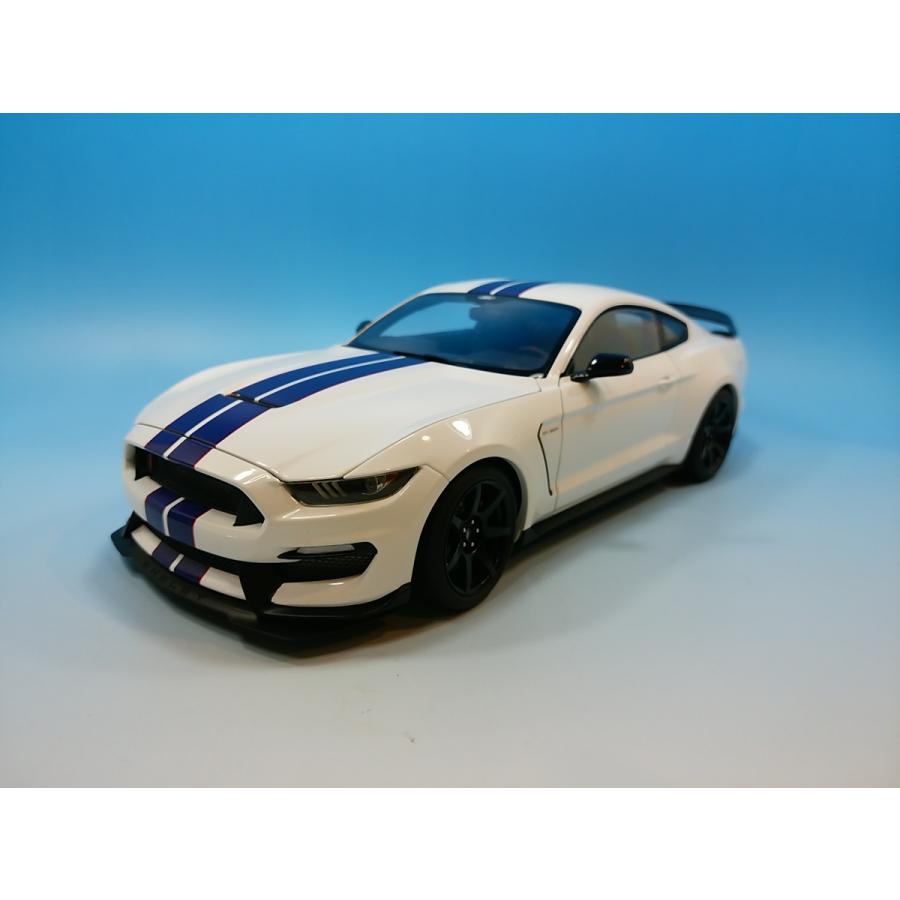 オートアート 1/18 フォード シェルビー GT350R ホワイト/ブルー・ストライプ 72931｜westpoint