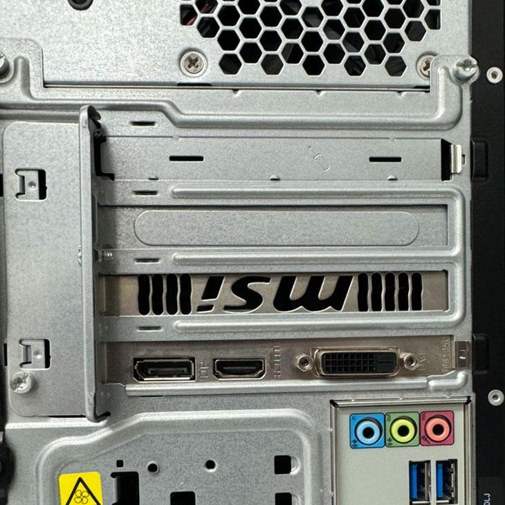 日本HP HP Pavilion 550-140jp eスポーツ ゲーミングPC GTX1050 2GB