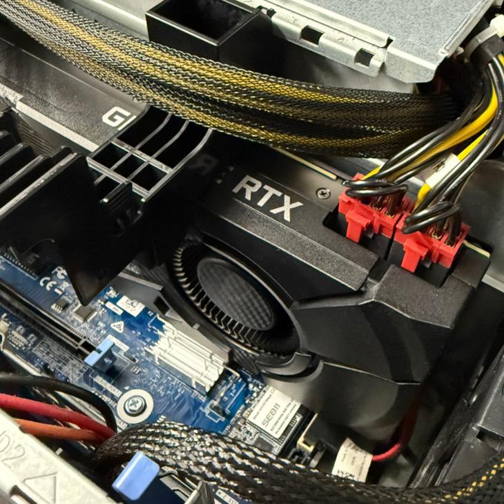 DELL（デル） DELL ALIENWARE AURORA R8 ハイスペックゲーミング