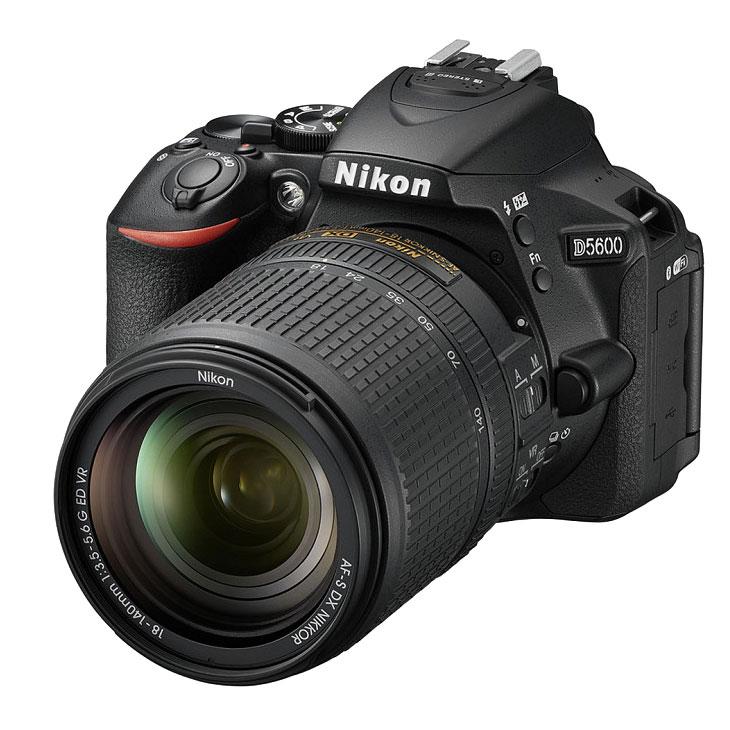ニコン（Nikon） デジタル一眼レフカメラD5600 APS-C 18-140VR レンズ