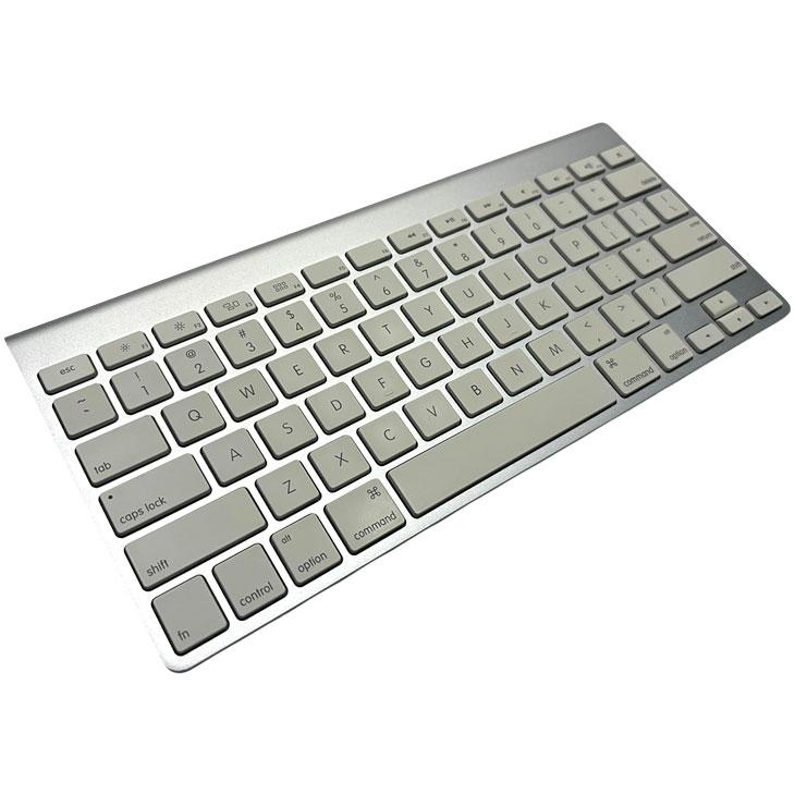 Apple MC184 LL/B 新品　ワイヤレスキーボード Amazon.com: Apple MC184LL/B Wireless Keyboard (Renewed