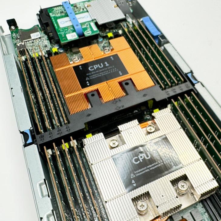Dell PowerEdge FC630 2 ソケット FX サーバ Xeon(E5-2697V4)2基