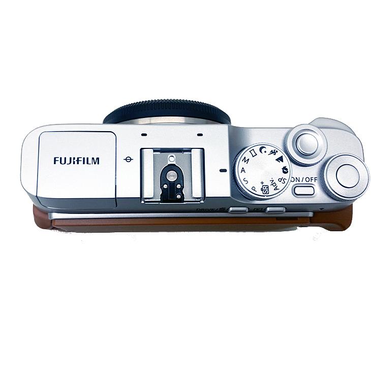 富士フイルム - ★美品★FUJIFILM■X-A7キャメル■2020年11購入 Amazon | 富士フイルム(FUJIFILM) ミラーレス一眼カメラ X-A7