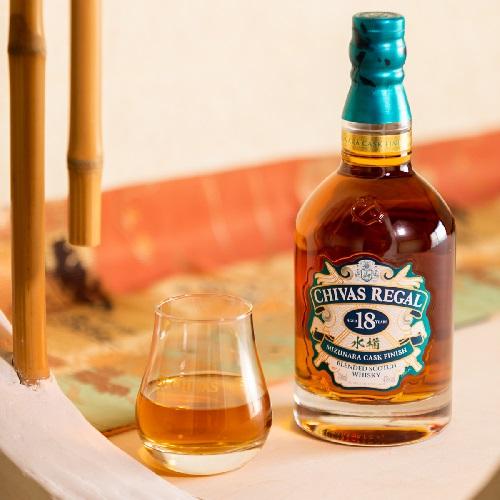 シーバス リーガル 18年 ミズナラ カスク フィニッシュ 43度 700ml