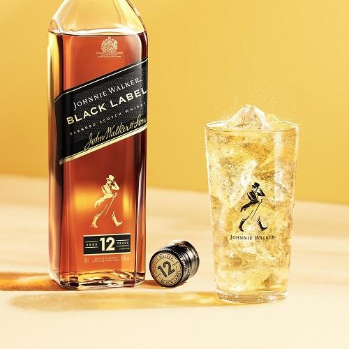 古酒　ジョニーウォーカー12年　NAHA OKINAWA ジョニーウォーカー ブラックラベル 12年 700ml｜格安・安いお酒の通販