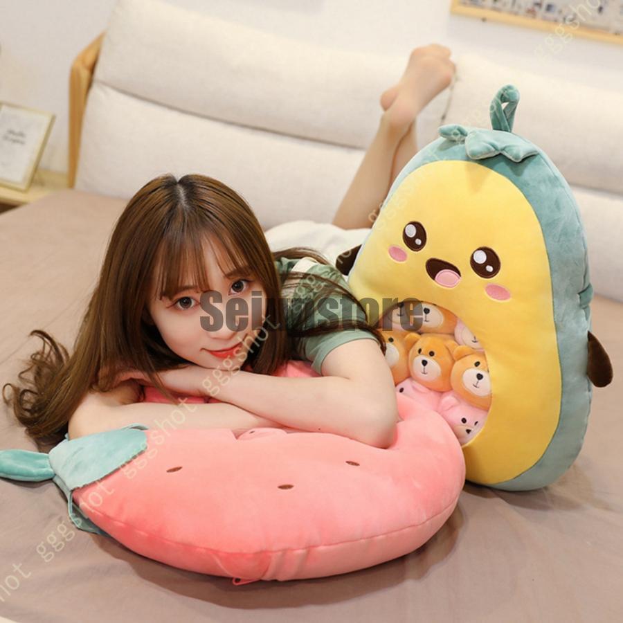 バナナの抱き枕 BIGサイズ 大人用 バナナ ばなな 大きいサイズ ロング枕 ぬいぐるみ 可愛い ギフト グッズ ビッグ 特大 抱きまくら 綿 わた 横向き寝 横向きの画像