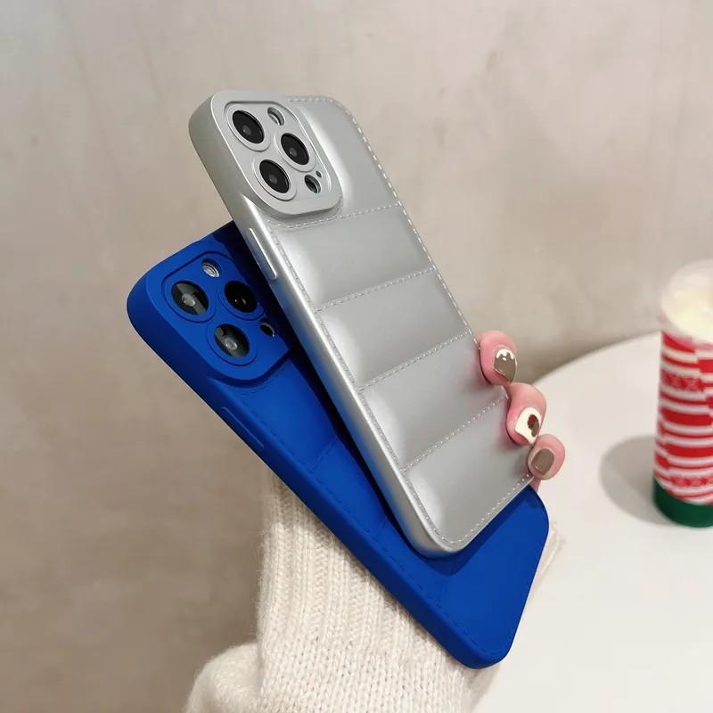 iPhone スマホケース SE3 14 13 ケース シリコン iPhone12 SE2 携帯