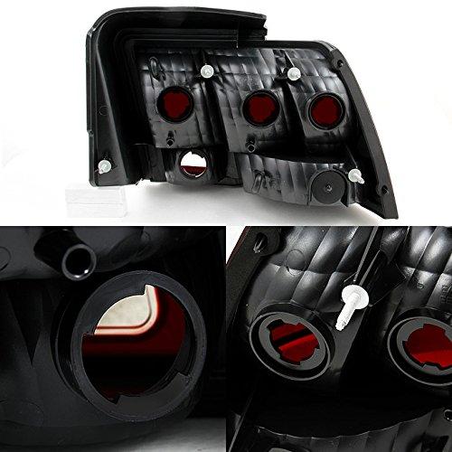 AKKON   フォードマスタングダークレッドテールライトブレーキランプドライバー左+助手席右側交換用ペア AKKON   For 並行輸入品の画像