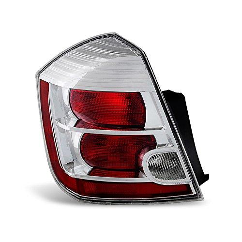 ACANII   2010 2012 Nissan Sentra 2.0L モデル(SRを除く)後部交換用テールライト   運転席 並行輸入品の画像