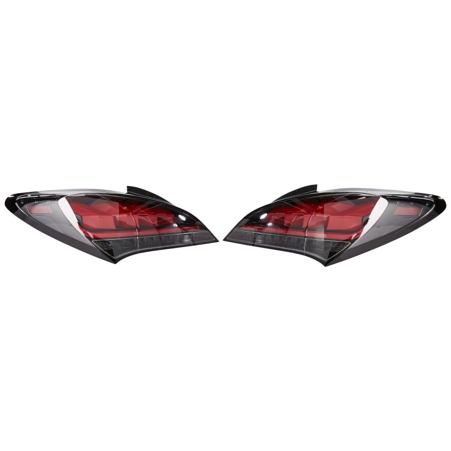 【並行輸入品】Spec D Tuning ジェットブラックハウジング クリアレンズ レッド シーケンシャル LED バー テールライト 2010の画像