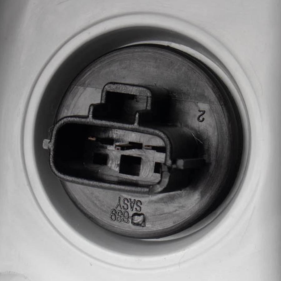 【並行輸入品】 TRQ Headlight Assembly Set Headlights Driver \u0026 Passenger Side Haの画像