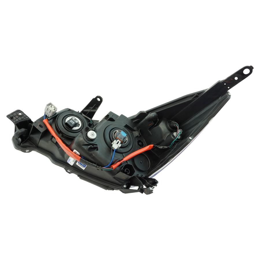 【並行輸入品】 TRQ Right Headlight Assembly Compatible with 2014 2016 Subaru Foの画像