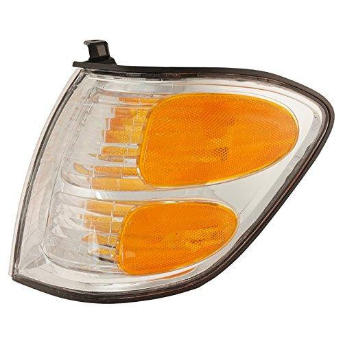【並行輸入品】 TRQ Driver \u0026 Passenger Side Corner Light Set Compatible with 200の画像