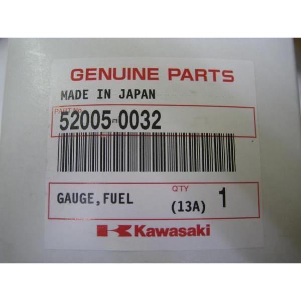 送料無料☆新品☆ゼファー1100（2006年〜）☆純正フューエル