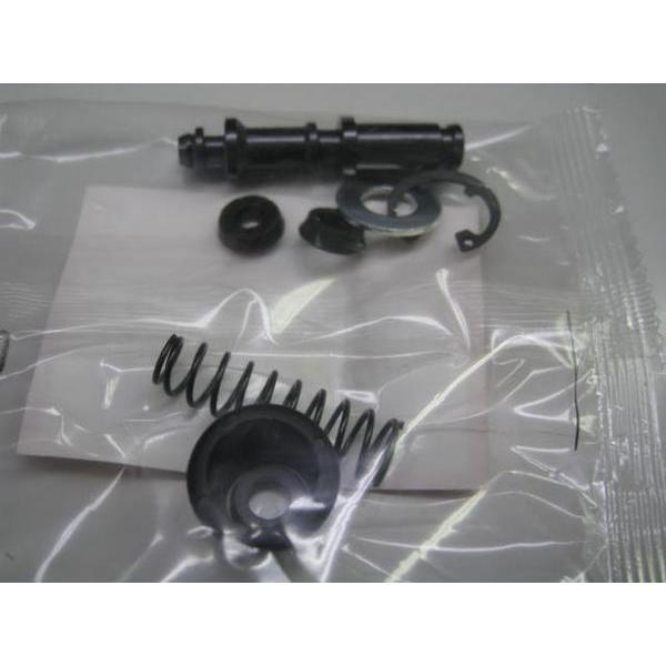 送料無料☆新品☆マグナ250(MC29)☆純正フロントマスターキット