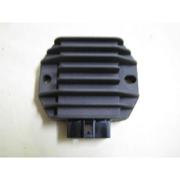 新品★ＸＪＲ４００／Ｒ(4HM3〜)★ＹＰ２５０ マジェスティ(4HC)★ＳＲＸ４００(3VN5〜)９６年★純正レギュレター