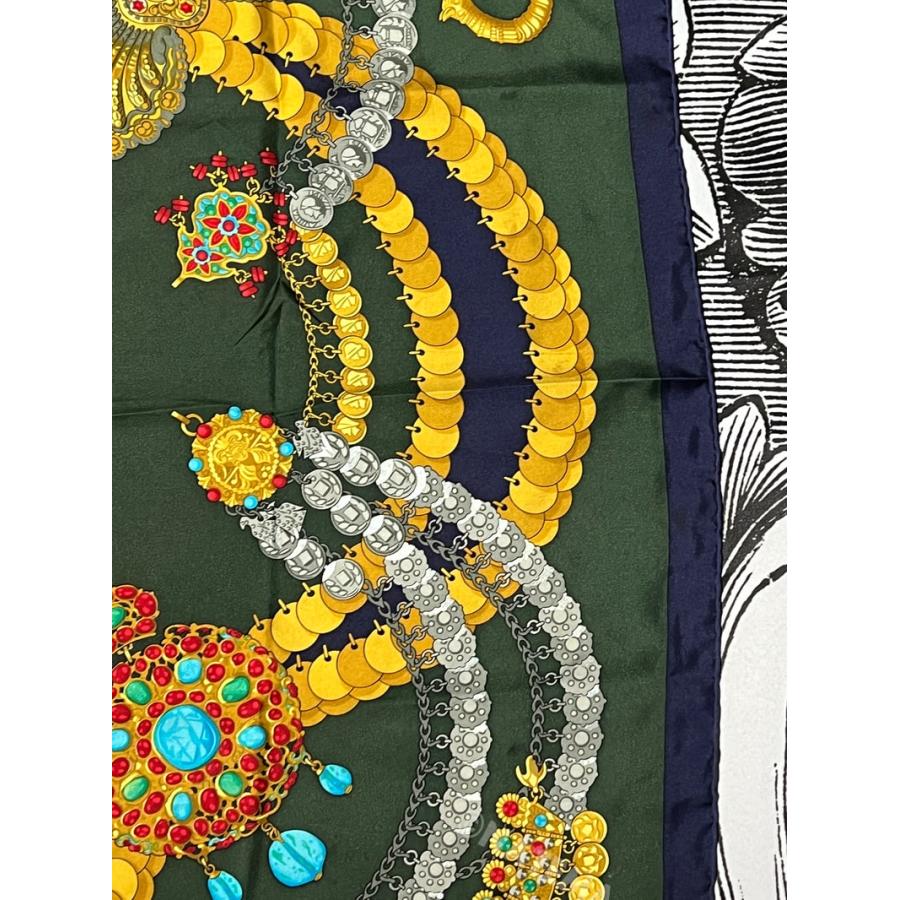 HERMES 中古 エルメス スカーフ 90 カレ KOSMIMA 宇宙 緑 HERMES 中古 エルメス スカーフ 90 カレ KOSMIMA 宇宙 緑