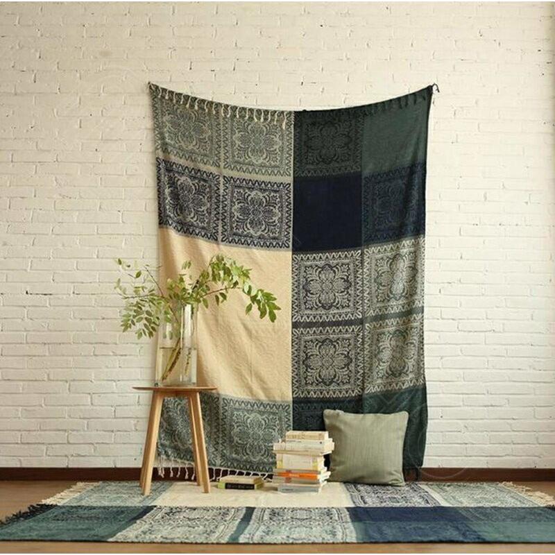 アンティーク柄 民族 ブランケット：150X190cm 大判 年中使用できる
