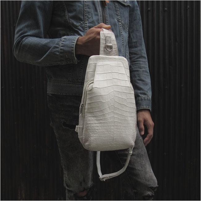 ヒマラヤクロコダイル 本革 斜めがけ ボディバッグ ワニ革 ホワイト