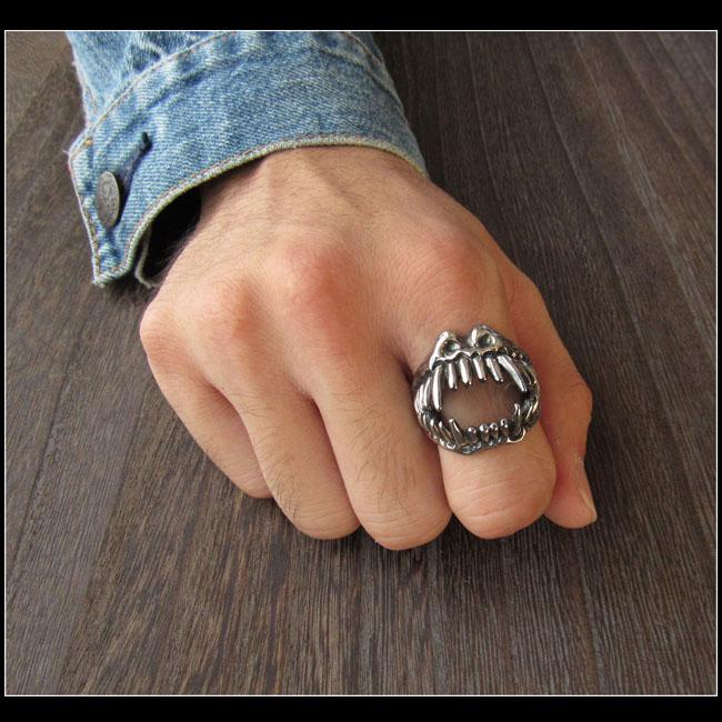 メンズシルバーリング 牙リング モンスターリング 指輪 （ID trs0357