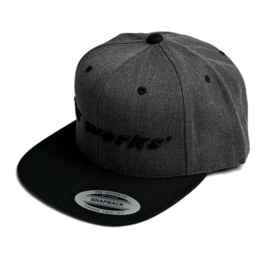 MC Works'（MCワークス） フラットバイザー キャップ 2026（MC works