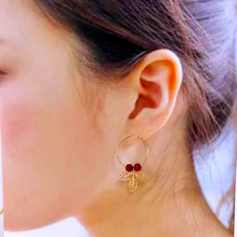 天然石 パワーストン ピアス 赤の実とリーフ １８kgpフープ 人間関係 Acce0010 Wild Rose Non Yahoo 店 通販 Yahoo ショッピング