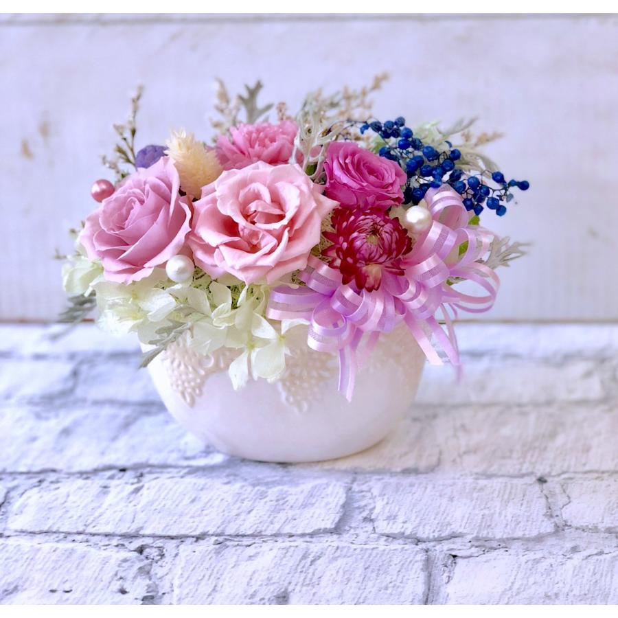 花プレゼント プリザーブドフラワー ピンク系 誕生日花 退職祝い お見舞い 敬老の日花 メッセージ文手書き代筆 クリアケース入り Preservedflower0010 Preservedflower0010 Wild Rose Non Yahoo 店 通販 Yahoo ショッピング