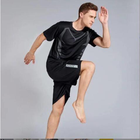 トレーニングウェア 上下セット メンズ ランニングウェア 夏 セットアップ 半袖 サマー 涼しい 運動 吸汗速乾 Kk0925 Yuio193 Wilk Shopping 通販 Yahoo ショッピング