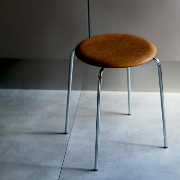 ARNE JACOBSEN（アルネ ヤコブセン） アルネ ヤコブセン ドット