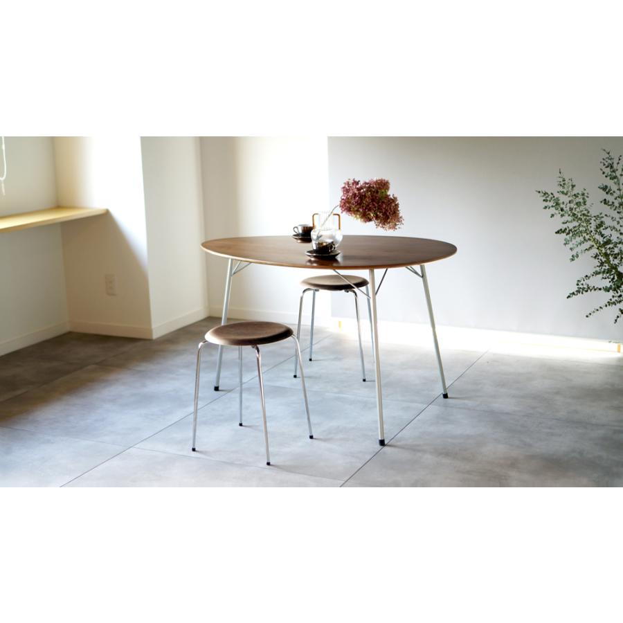 ARNE JACOBSEN（アルネ ヤコブセン） エッグテーブル ドットスツール