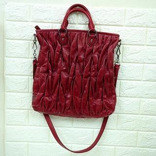 MIUMIU ミュウミュウ マテラッセ 2WAY バッグ レザー レッドトルコ製 