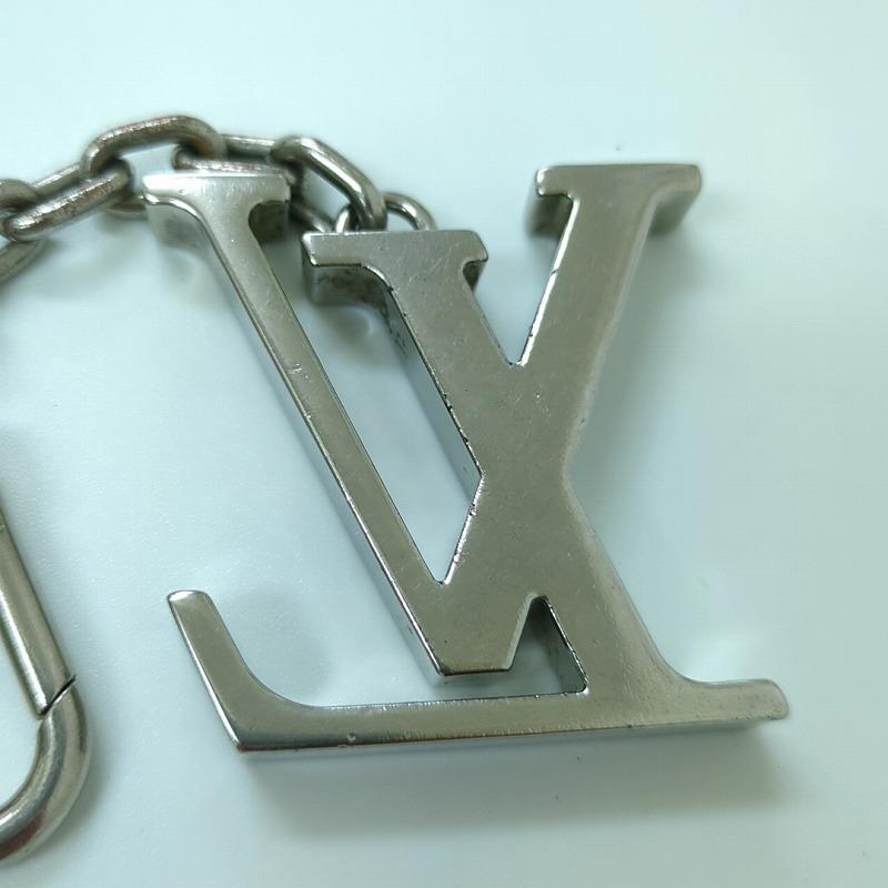 ルイヴィトン ポルトクレ・イニシャル LV キーホルダー キーリング 
