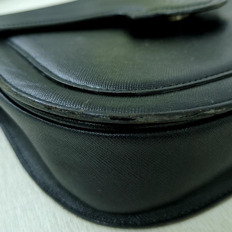 YSL イヴサンローラン レザー フラップ ワン ショルダーバッグ ２WAY ブラック_3