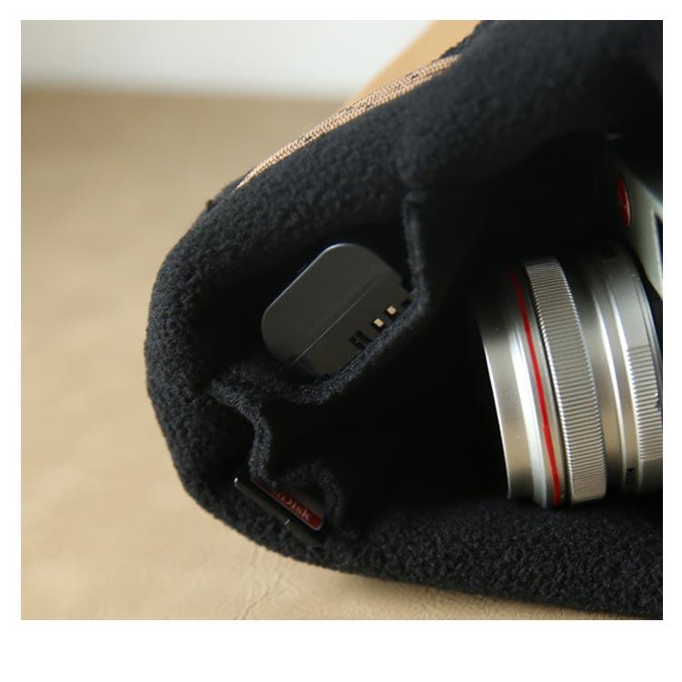 送料無料 カメラポーチ 巾着型 カメラレンズポーチ カメラケース ミラーレス レンズポーチ 合皮製 PUレザー デジカメ 一眼レフ 女子 バッグインバ |  | 17