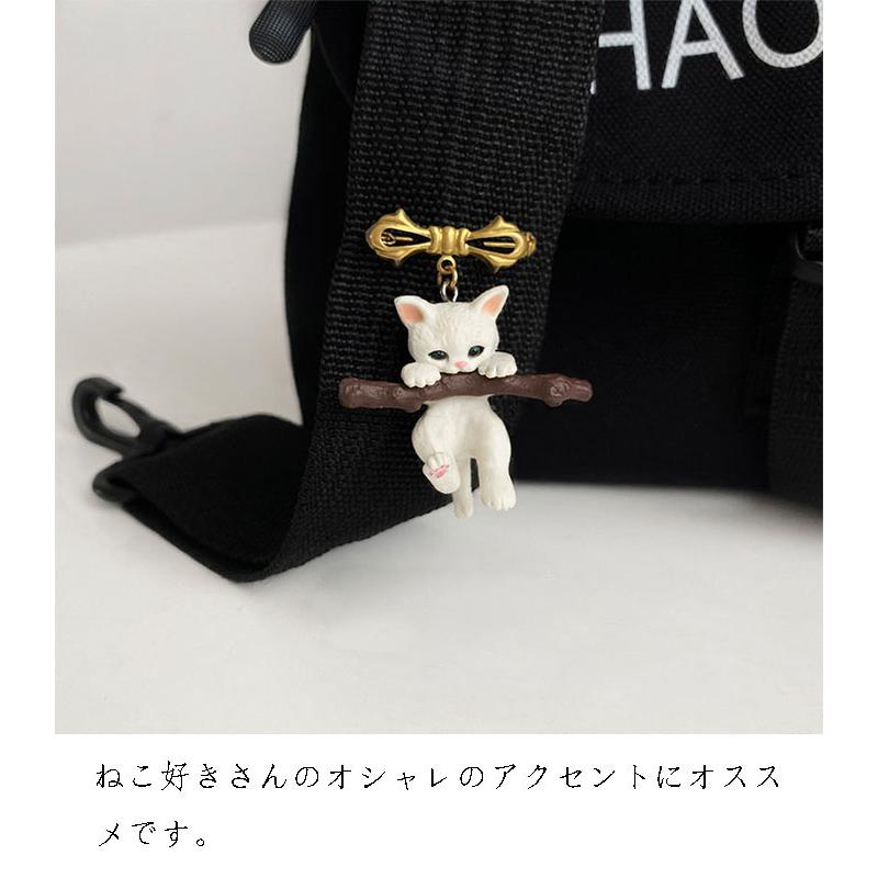 送料無料 ブローチ 枝を抱き締める猫 猫ブローチ ピンブローチ ピンバッチア クセサリー おしゃれ 可愛い 小さめ |  | 04