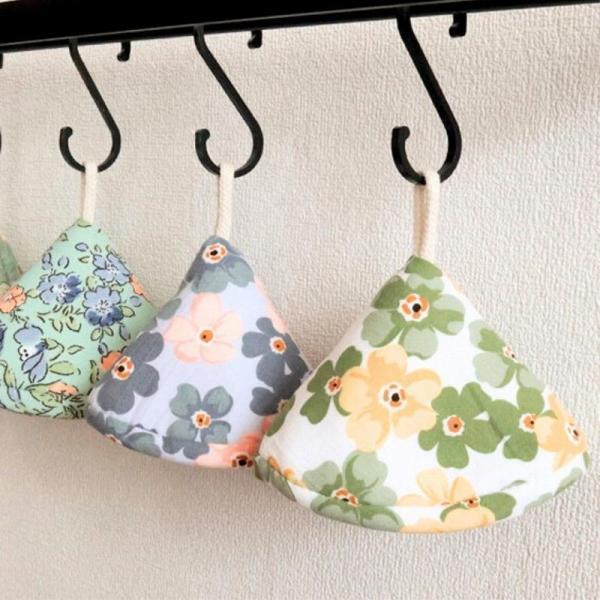 鍋つかみ 三角 ミトン おしゃれ 耐熱 ストウブ かわいい なべつかみ 鍋掴み 三角鍋つかみ 北欧 花柄 厚手 |  | 11