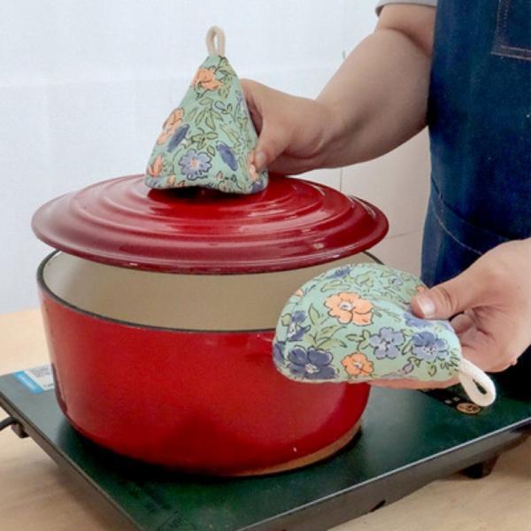 鍋つかみ 三角 ミトン おしゃれ 耐熱 ストウブ かわいい なべつかみ 鍋掴み 三角鍋つかみ 北欧 花柄 厚手 |  | 09