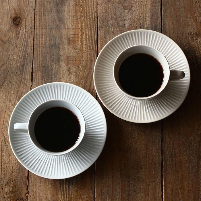 カップアンドソーサー マグカップ コーヒーカップ ティーカップ ソーサー 大人可愛い おしゃれ 磁器 洋食器 食洗器対応 電子レンジ対応 プレゼント 200ml 日本製 |  | 02