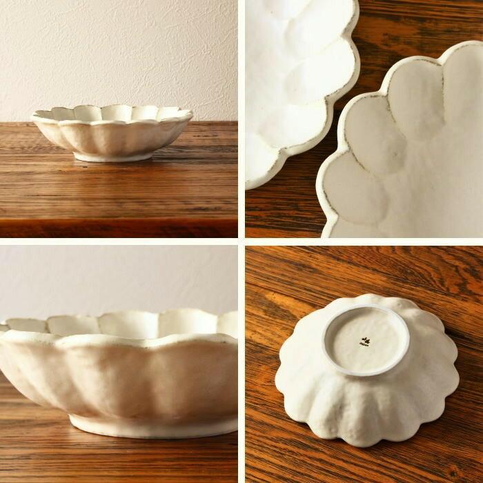 鉢 食器 ボウル 中鉢 盛り鉢 サラダボウル 煮物 和食器 おしゃれ かわいい 美濃焼 白 電子レンジ対応 食洗器対応 キッチン用品 雑貨 食事 陶器 土物 日本製 21cm |  | 03