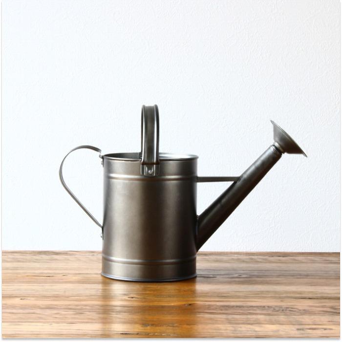 じょうろ ジョウロ ブリキ おしゃれ ジョーロ 水差し ハスロ じょーろ ジョロ ブリキ製ジョウロ 水やり 1.65L |  | 06