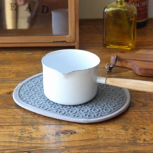 鍋つかみ 鍋敷き おしゃれ ミトン シリコン 2個セット かわいい 耐熱