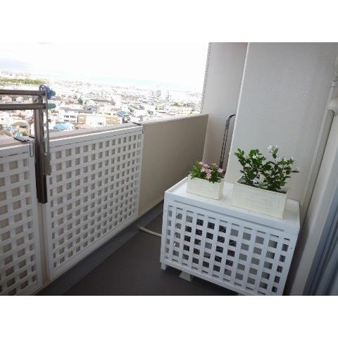 特注ラティス駒寄せ匠 並大抵 縦横透かし彫り 白いこと 木製 高さ＋横幅＝足し加える120糎以内(2台10%銀行割引・3台以上20%銀行割引：ご申し付ける後に銀行割引) 日本製