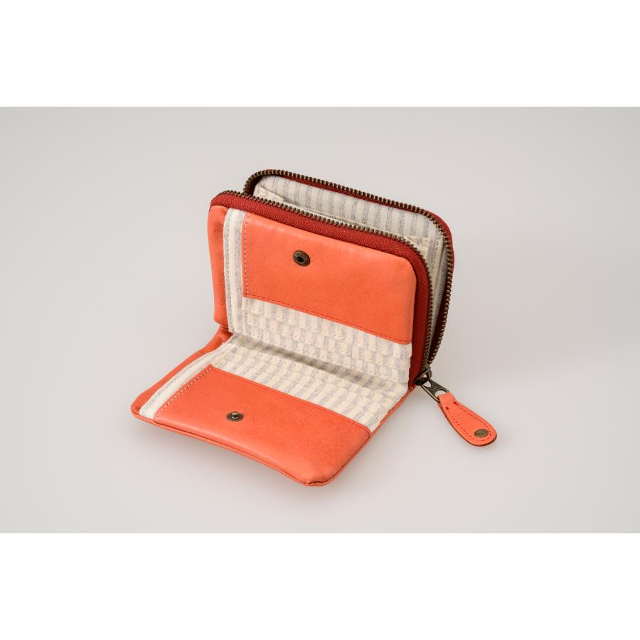 moz（モズ） 二つ折り財布 小銭入れあり Elk(エルク) 86000 ヘラジカ